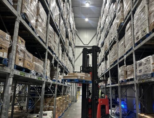 Entreposage alimentaire et préparation de commandes